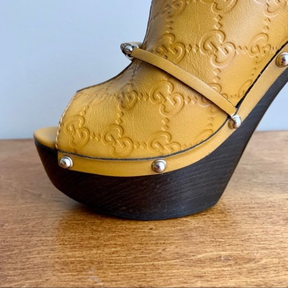 Gucci | Leather Platform Wooden GG Horsebit Mules - Picture 10 of 16